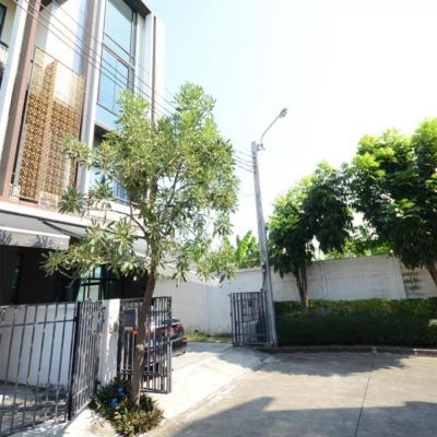 For Sale Townhouse/Townhome  , Flora Wongsawang  , Wong Sawang , Bang Su , Bangkok , CX-139187