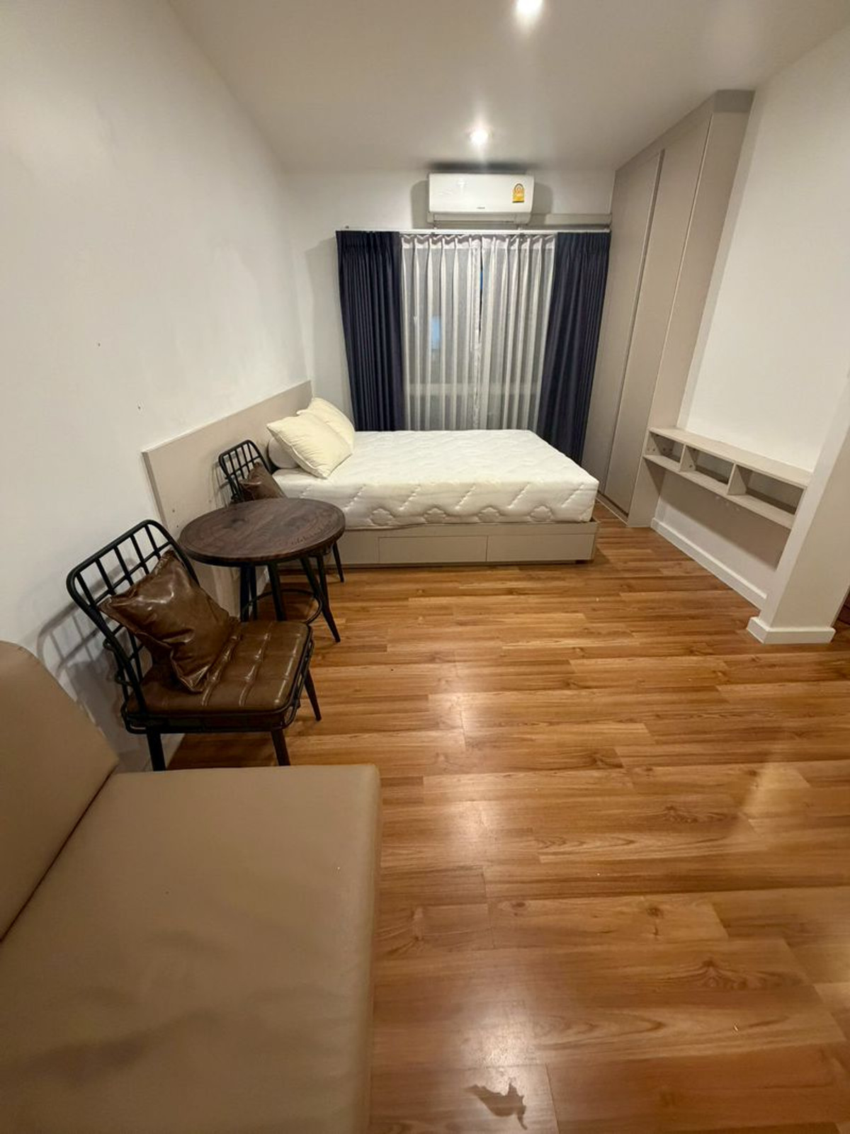 Big room 28 sq m #garden view, clean condition, very cool room #room has a washing machine #Installing a bird protection network The room is ready to move in ***