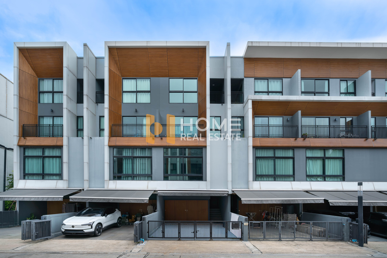Rare Item! Luxury Townhome 🔥 Arden Phatthanakan / 3 Bedrooms (FOR SALE) FAS071 Rare Item! Luxury Townhome 🔥 Arden Phatthanakan / 3 Bedrooms (FOR SALE) FAS071