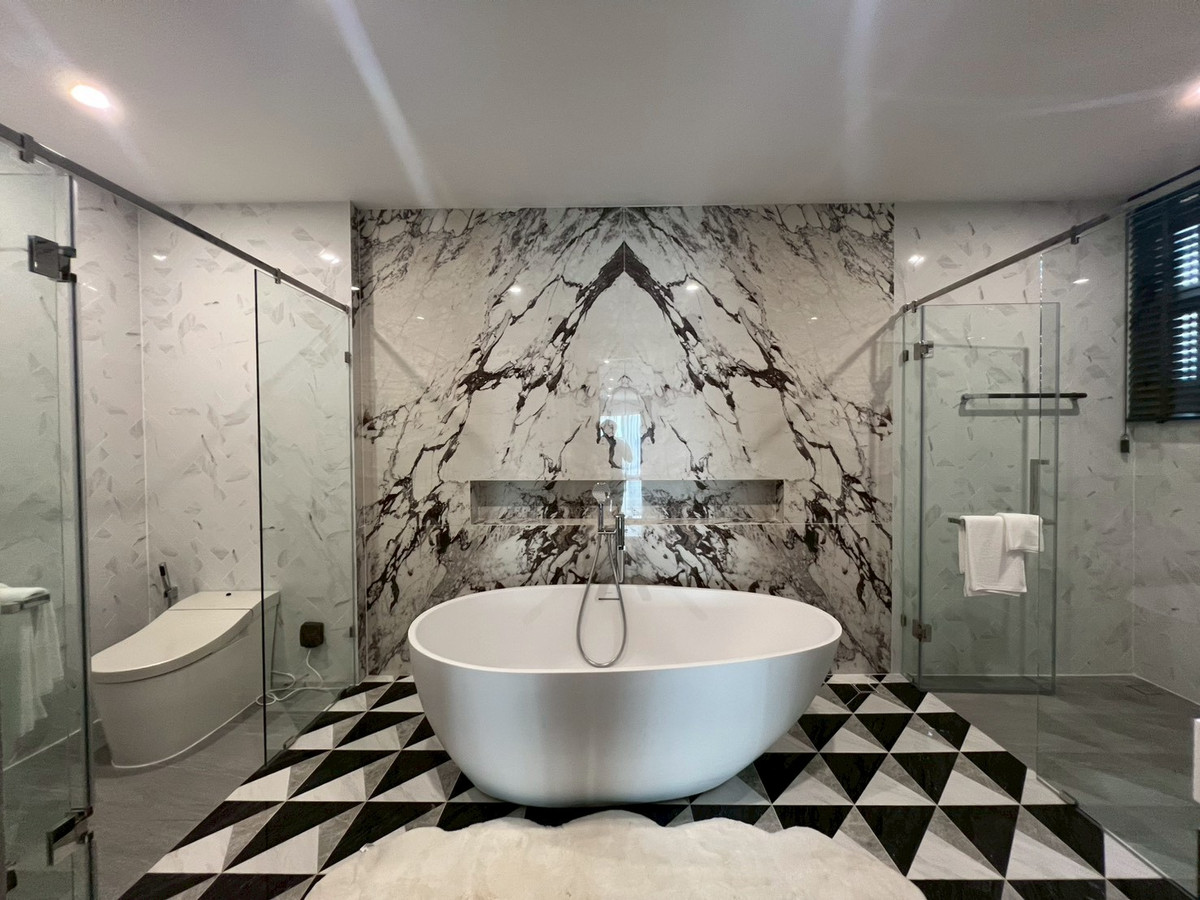 New! Luxury House For Rent 🎉🎊 𝙏𝙃𝙀 𝙃𝙊𝙉𝙊𝙍 𝙔𝙊𝙏𝙃𝙄𝙉𝙋𝘼𝙏𝙏𝘼𝙉𝘼 – รูปที่ 4