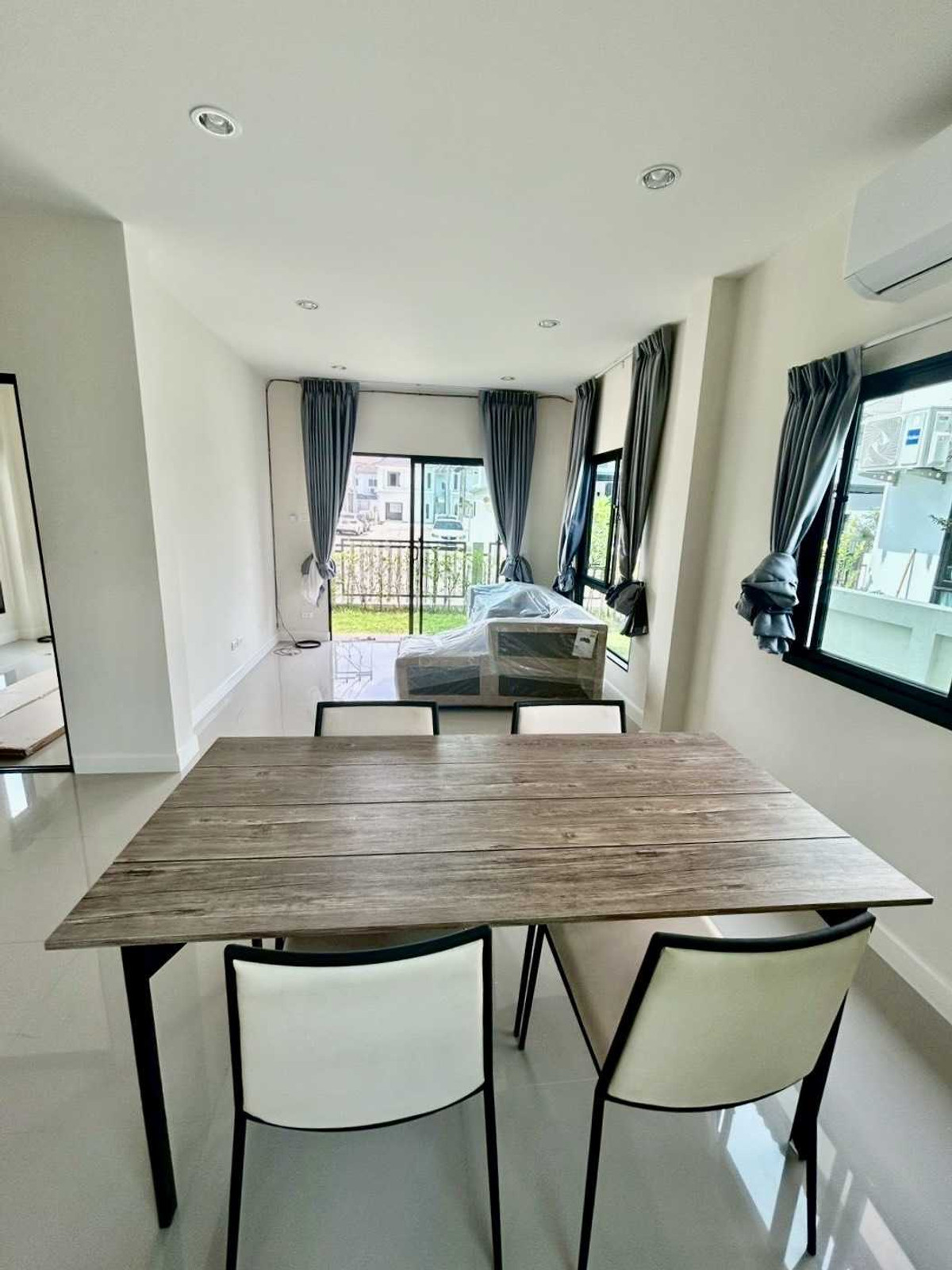 Semi-Detached House for Rent: CPN Ninn Wongwaen–Lam Luk Ka Khlong 6, 145 sqm – รูปที่ 3