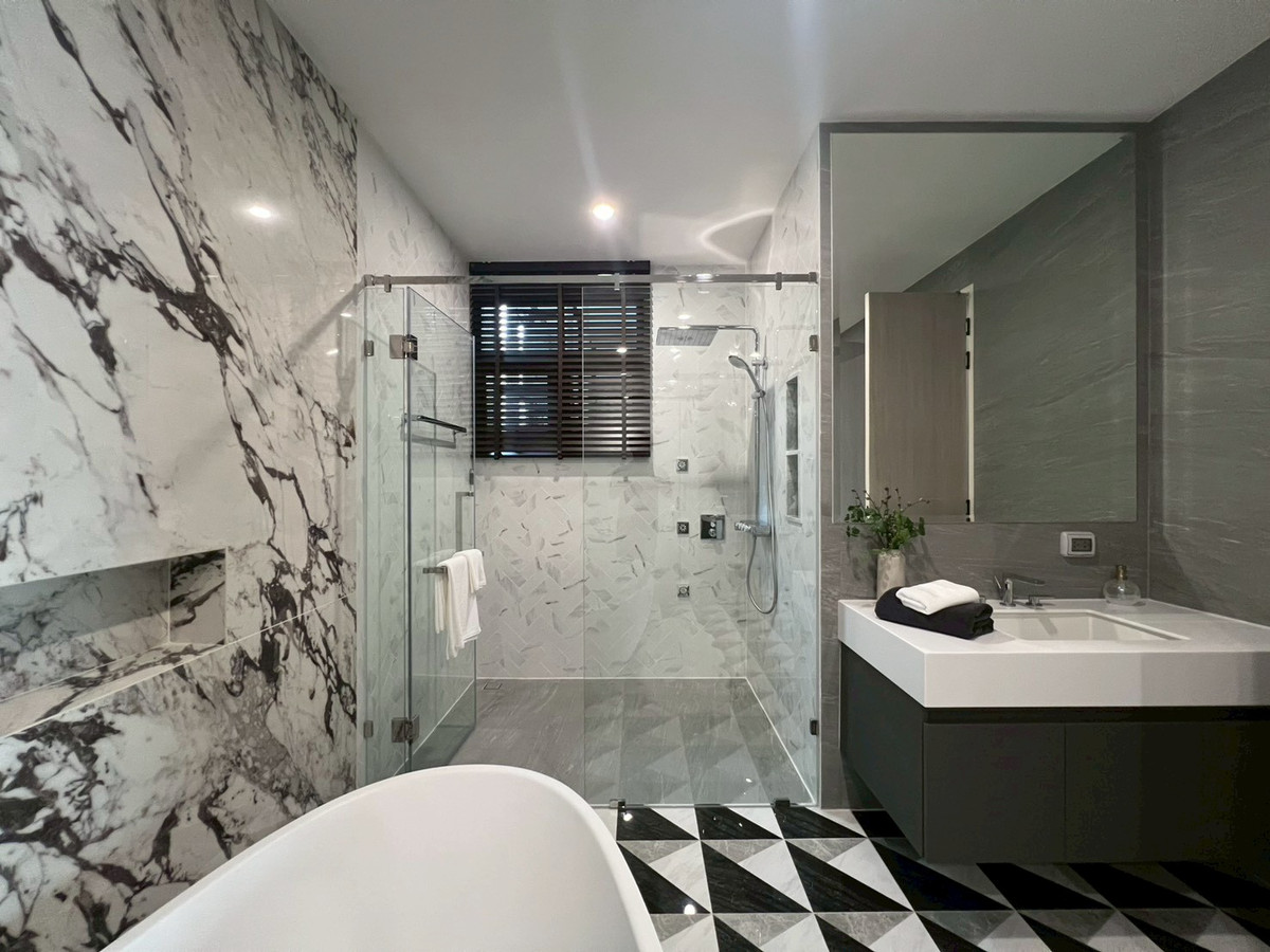 New! Luxury House For Rent 🎉🎊 𝙏𝙃𝙀 𝙃𝙊𝙉𝙊𝙍 𝙔𝙊𝙏𝙃𝙄𝙉𝙋𝘼𝙏𝙏𝘼𝙉𝘼 – รูปที่ 2