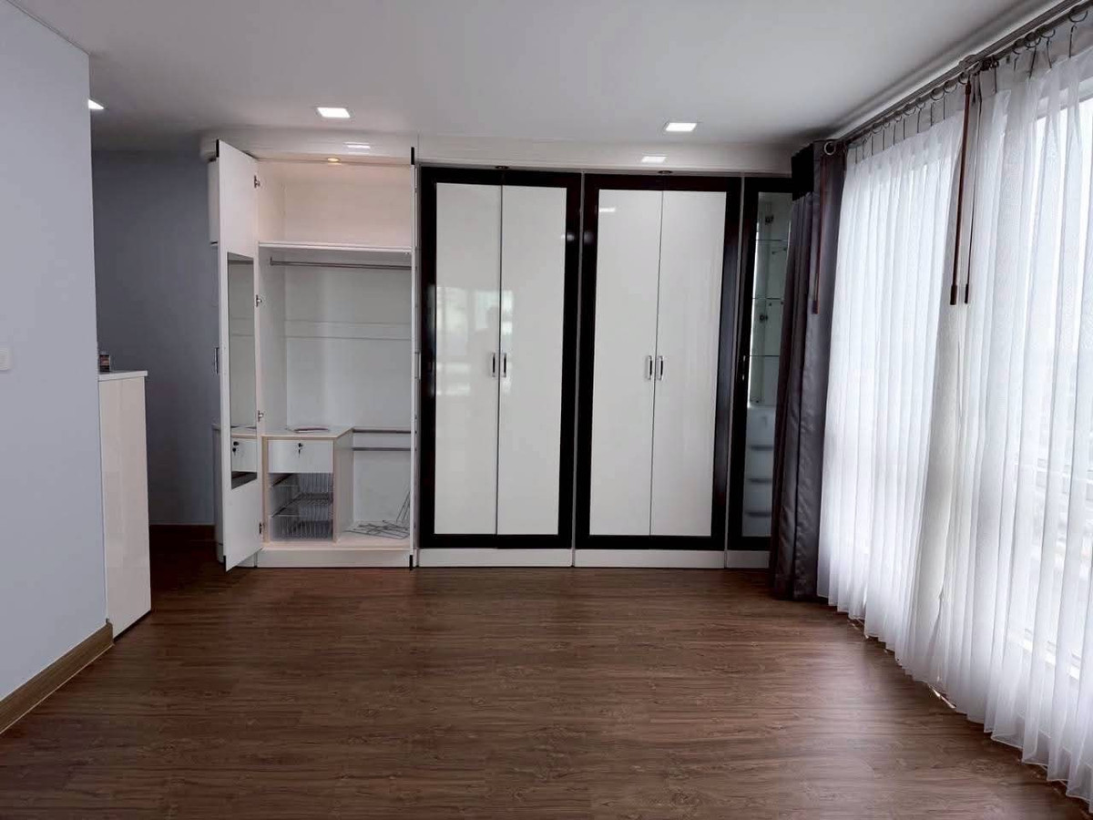 Condo for sale Casa condo ratchada - tha - pra: Casa Condo Ratchada - Tha Phra, convenient travel, near Talat Phlu BTS, corner room.