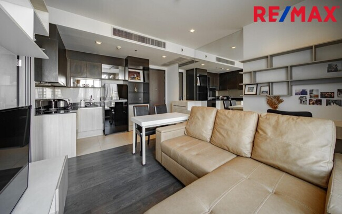 Sukhumvit Condo for sale 𝗘𝗱𝗴𝗲 𝗦𝘂𝗸𝗵𝘂𝗺𝘃𝗶𝘁 𝟮𝟯 (corner room), good view, beautifully decorated, best price, next to BTS Asoke and MRT Sukhumvit. Sukhumvit Condo for sale 𝗘𝗱𝗴𝗲 𝗦𝘂𝗸𝗵𝘂𝗺𝘃𝗶𝘁 𝟮𝟯 (corner room), good view, beautifully decorated, best price, next to BTS Asoke and MRT Sukhumvit.
