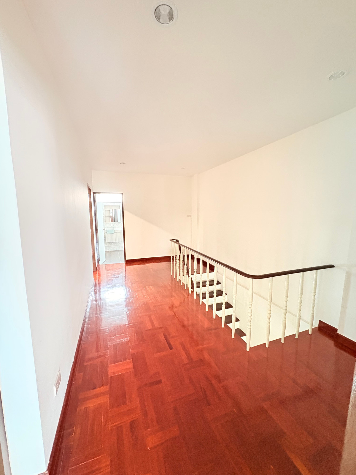 ขายบ้านทาวน์โฮม 2 ชั้น หมู่บ้านศรีรัชดา บางโคล่ บางคอแหลม กรุงเทพฯ – รูปที่ 3
