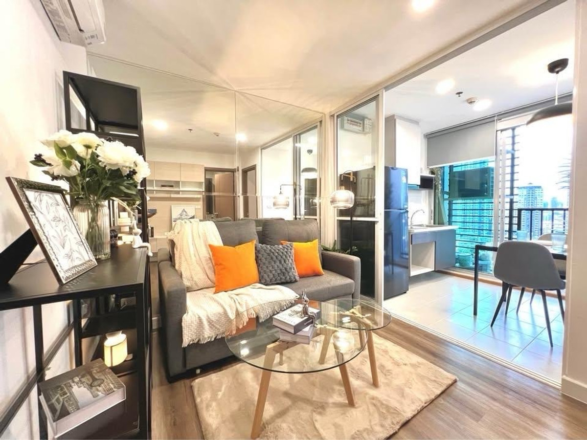🔥Sale at The Base 77 🔥1BR 1BR.🔥3.19M 🔥30.34sqm. Floor18