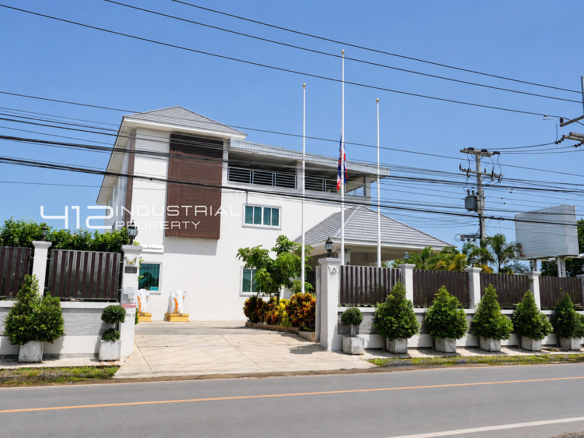Factory for sale, size 1,500 sq m., area 340 sq m., next to the main road, has R.R. 4 certificate, has FDA certificate, has complete GMP and HACCP standards, ready to start operation immediately. Factory for sale, size 1,500 sq m., area 340 sq m., next to the main road, has R.R. 4 certificate, has FDA certificate, has complete GMP and HACCP standards, ready to start operation immediately.