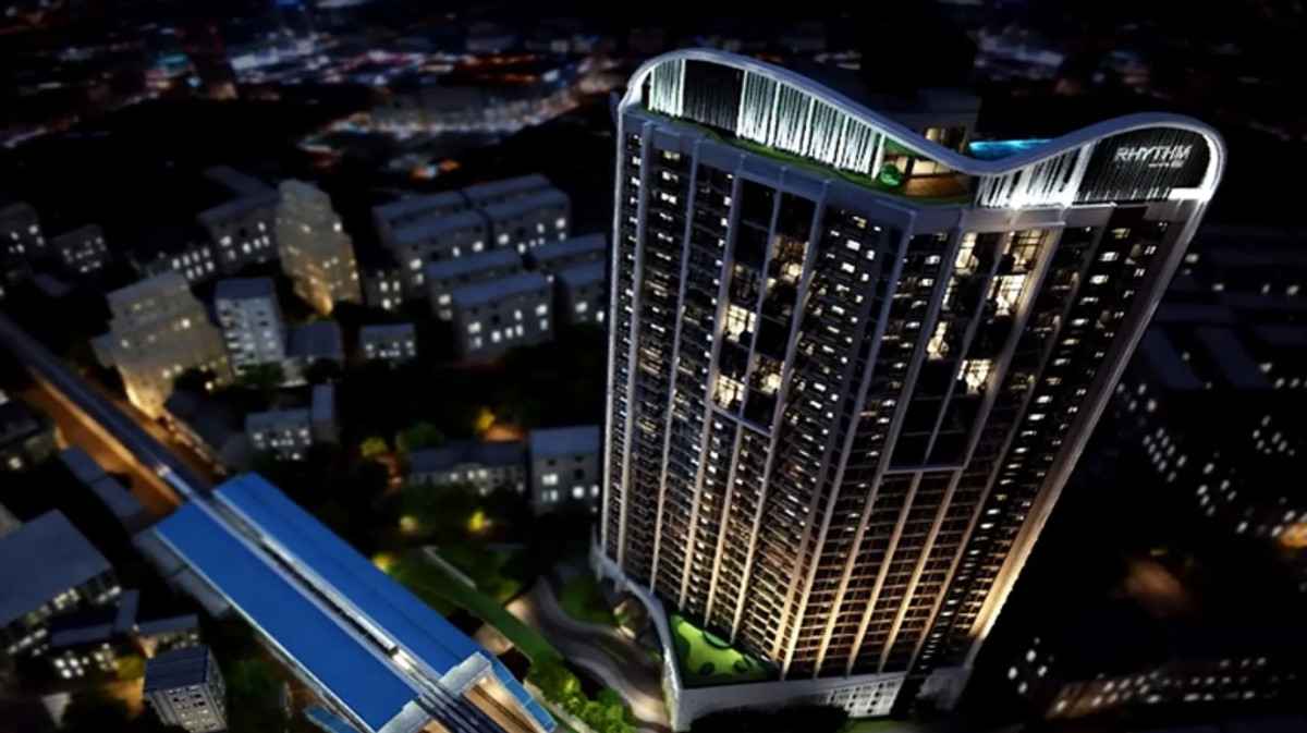 ✨ For Sale: RHYTHM Sukhumvit 44/1 Condo ✨ 💰 Only 9,900,000 THB