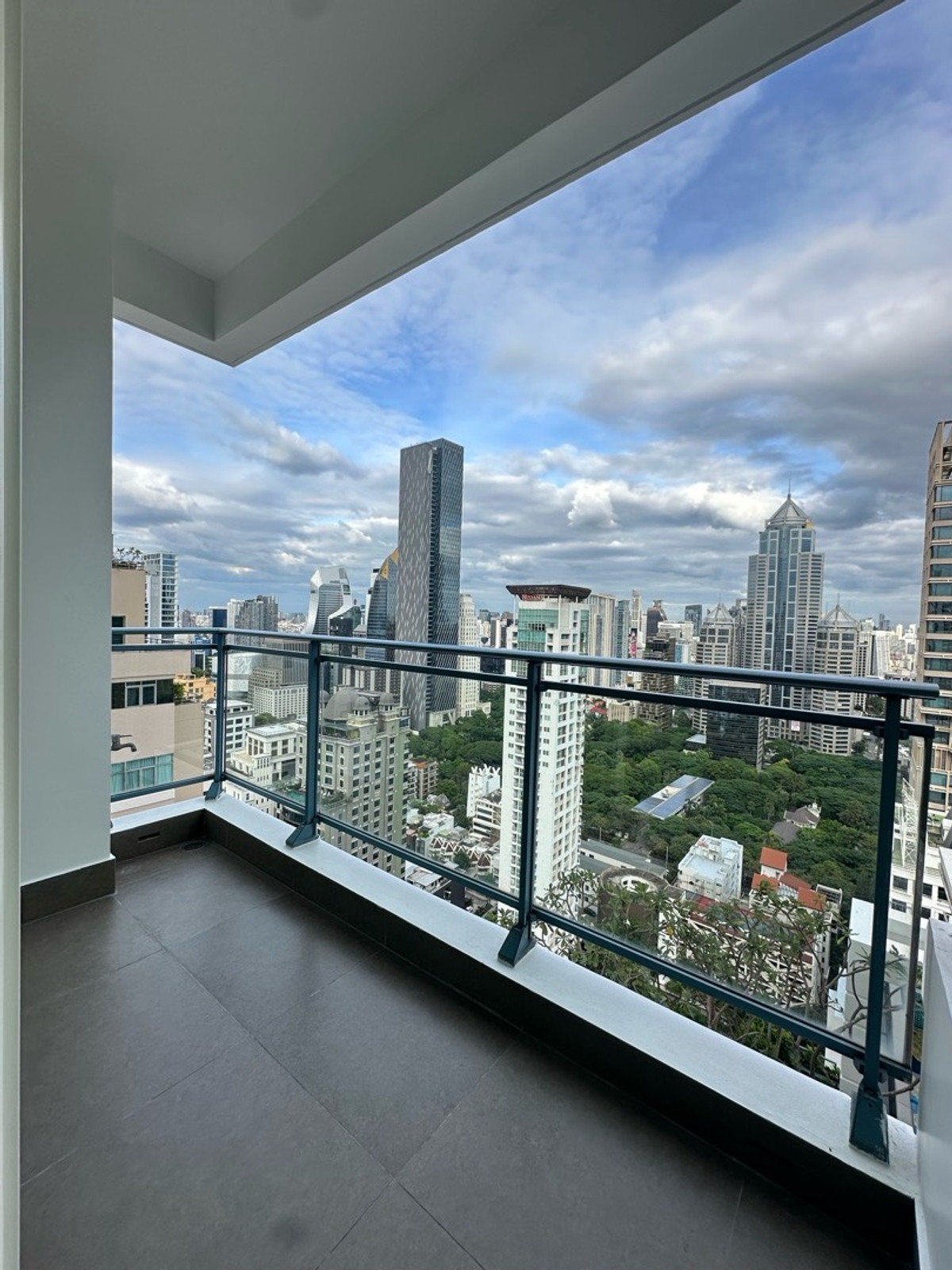 🔥 Luxury Condo for Sale | Q Langsuan – Rare Large Unit 137.52 SQM - 2BR 3BT - ‼️Amazing view🌅 🔥 Luxury Condo for Sale | Q Langsuan – Rare Large Unit 137.52 SQM - 2BR 3BT - ‼️Amazing view🌅