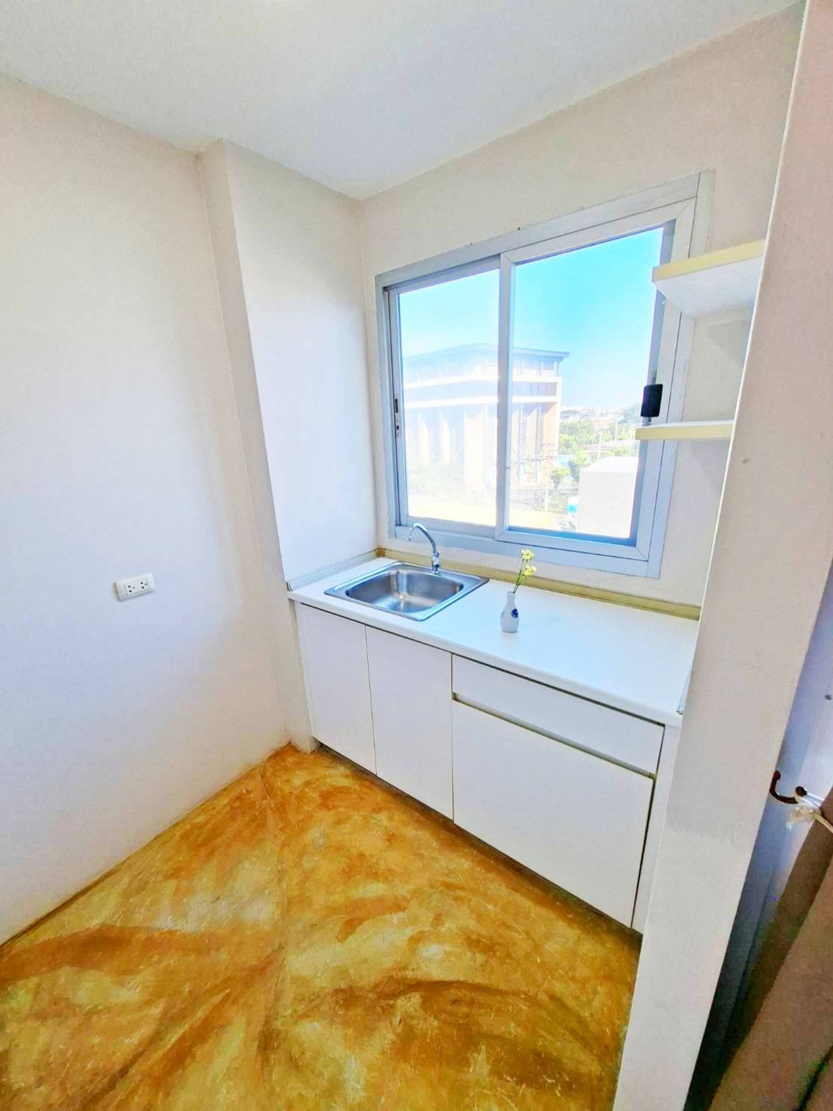 (รหัส SM1607) ขายคอนโด B condo bangna - trad km.5 บี คอนโด บางนา - ตราด กม.5 ใกล้เซ็นทรัลบางนา – รูปที่ 4