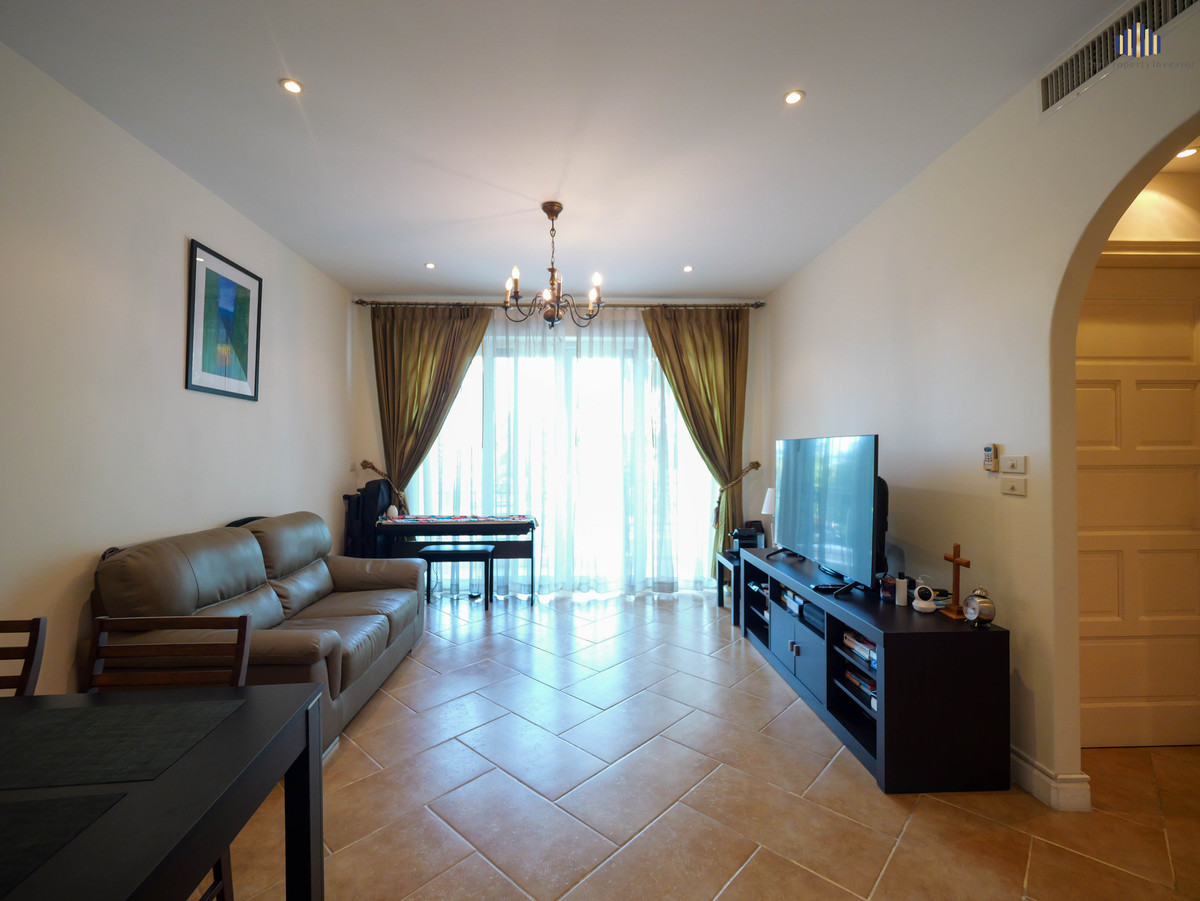 Rare corner​ unit! Area​ 70 Sq.m, 2nd floor​.Room for SALE at Magnolia​s southern​ California​condo !! Near​ Mega​ bangna​ just​ 5 minute.