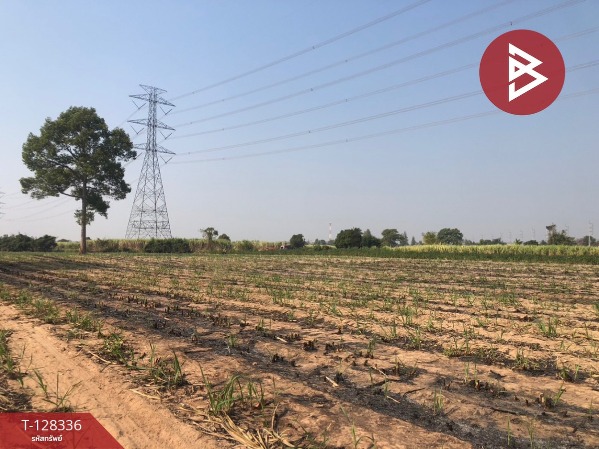 Land for sale, already filled in, area 4 rai 3 ngan 25.6 square wah, Ban Khwao, Chaiyaphum, next to a 4-lane road. Land for sale, already filled in, area 4 rai 3 ngan 25.6 square wah, Ban Khwao, Chaiyaphum, next to a 4-lane road.
