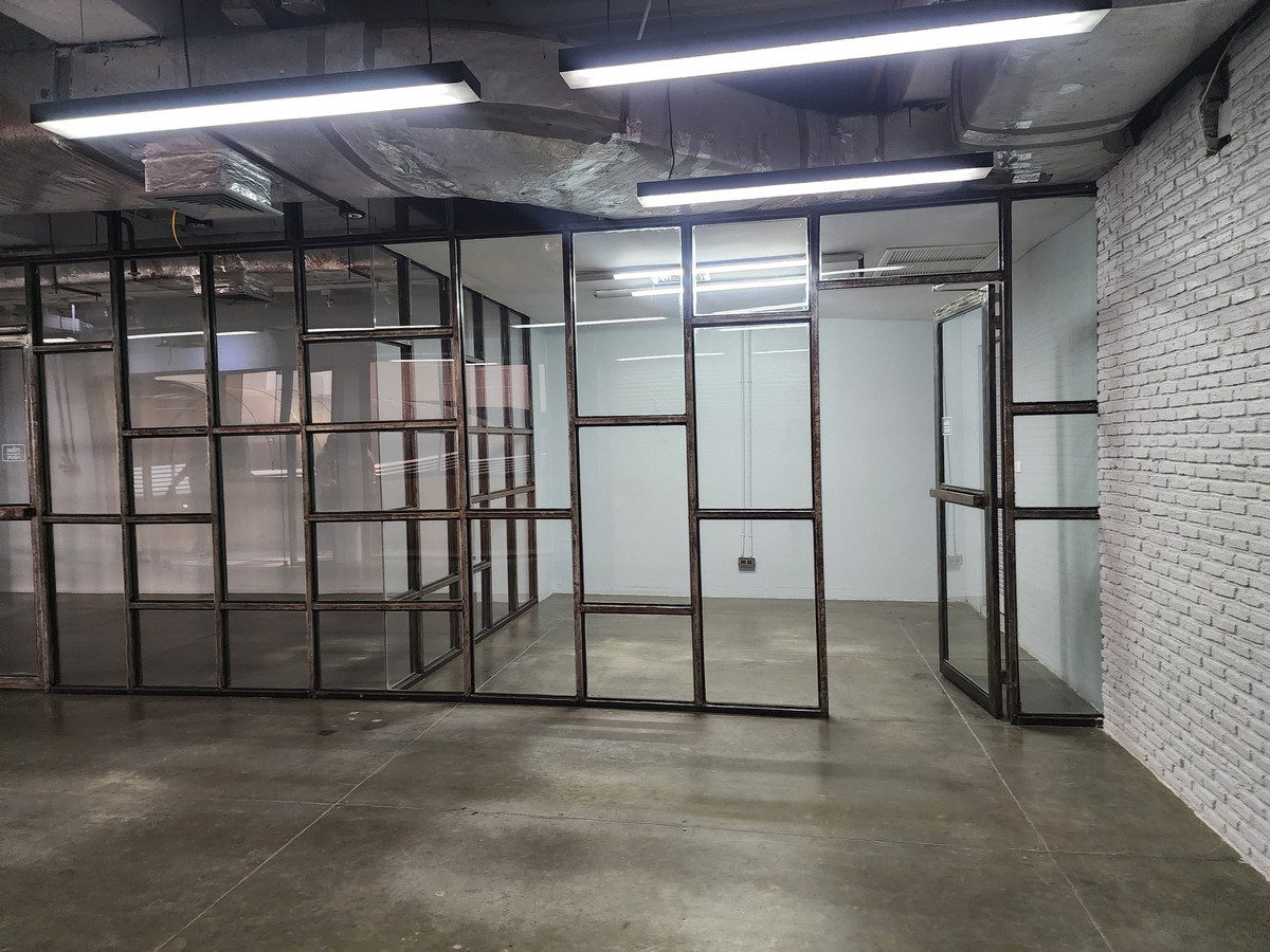 Loft Style Office for Rent – 245 sqm, Ready to Move In, Sukhumvit 21, Asoke. – รูปที่ 3