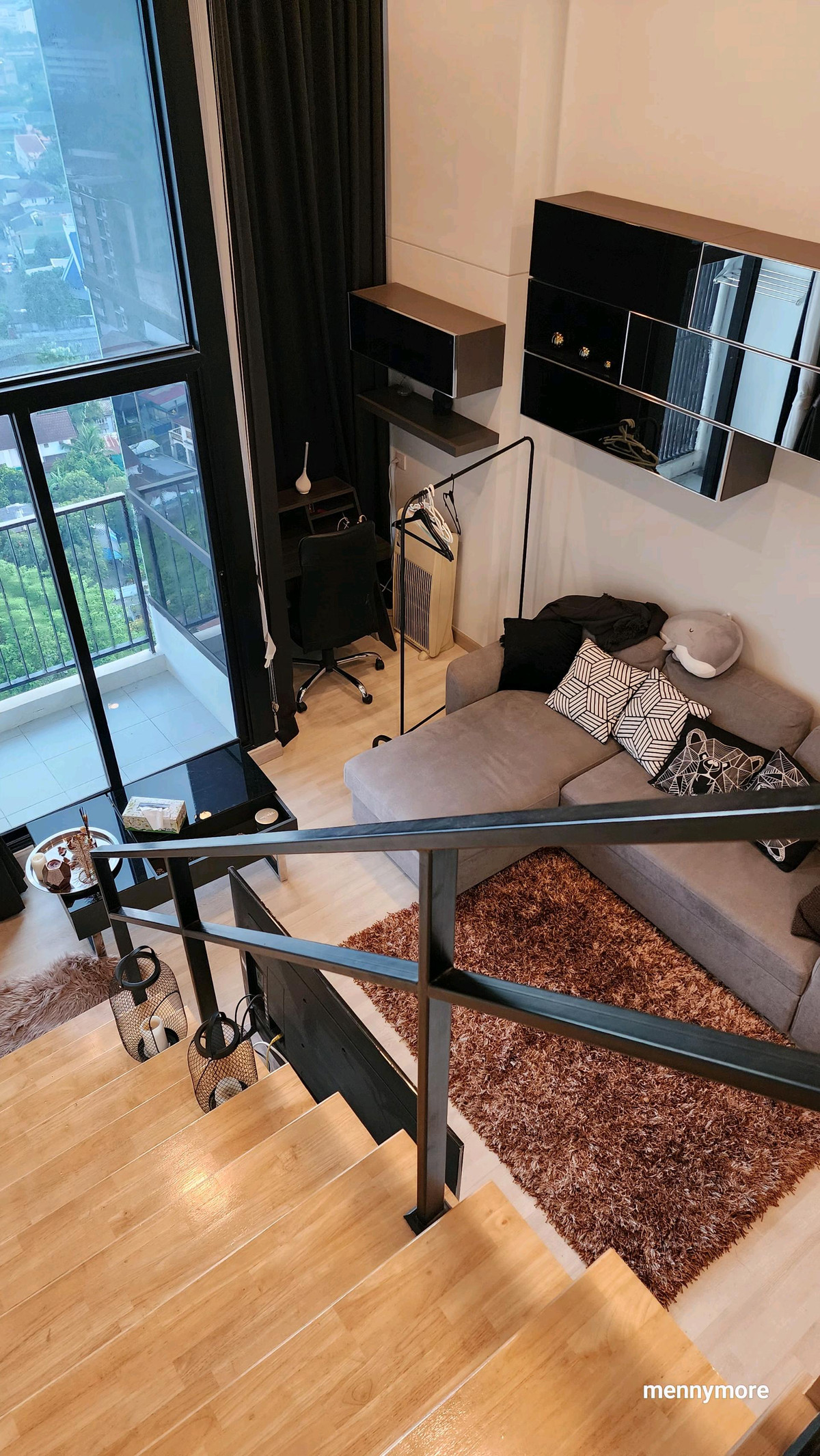 Duplex room for sale Fully decorated At a not secret but very special deal price. Knightsbridge Duplex Tiwanon Duplex room for sale Fully decorated At a not secret but very special deal price. Knightsbridge Duplex Tiwanon