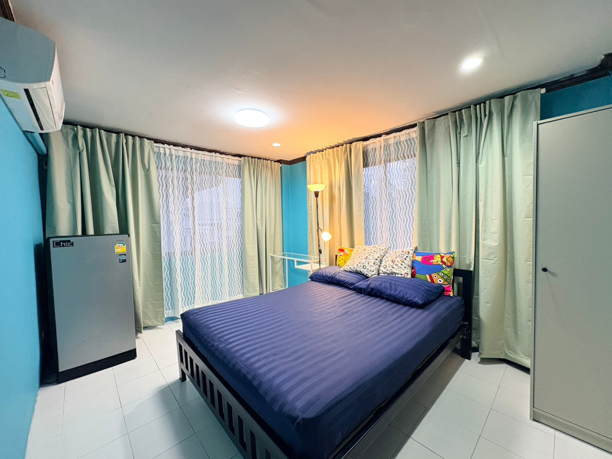 HUB42 Seacon Srinakarin, fully furnished, comfortable, close to the station, only 4,490 baht per month. HUB42 Seacon Srinakarin, fully furnished, comfortable, close to the station, only 4,490 baht per month.