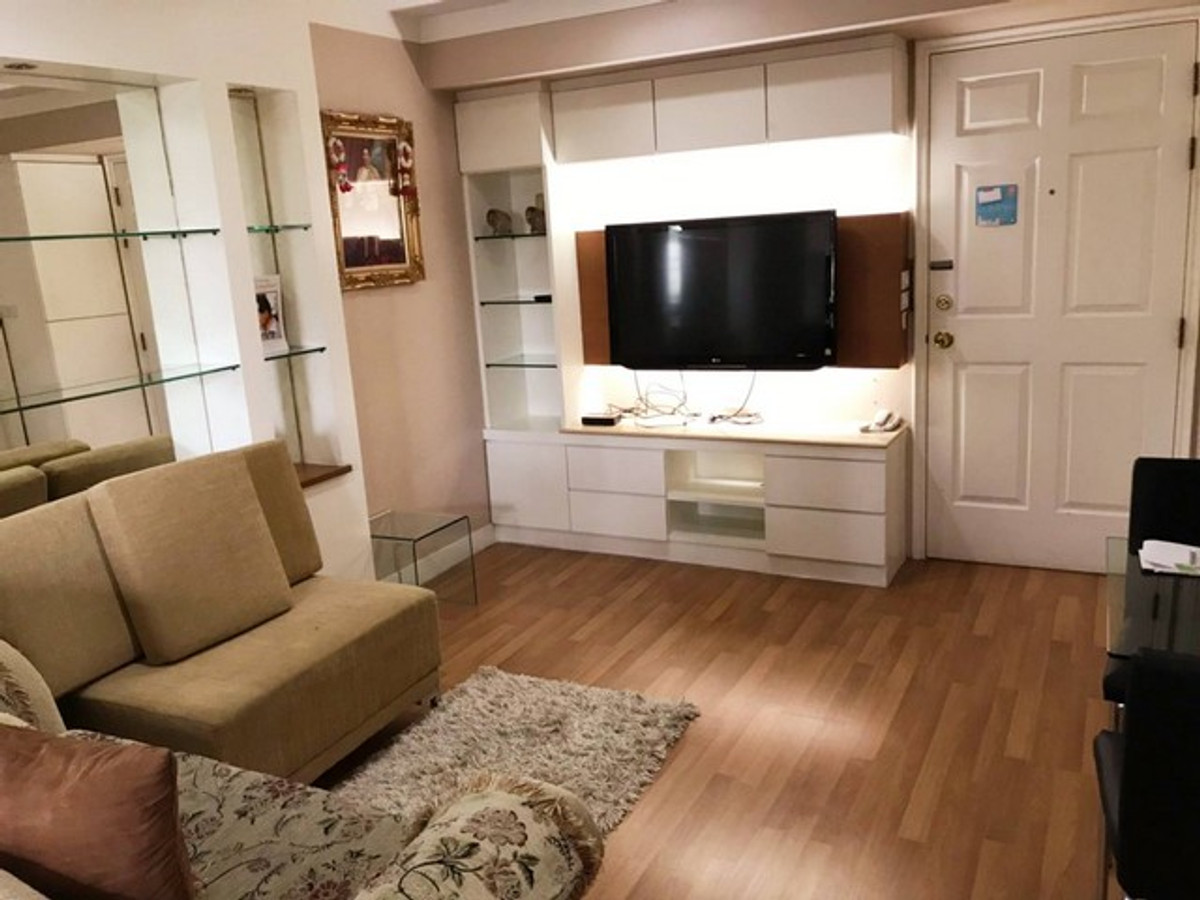 Condo for sale, Lumpini Place Pinklao, 1 bedroom, 35.41 sq m, 6th floor, pool view, near MRT Bang Yi Khan. Condo for sale, Lumpini Place Pinklao, 1 bedroom, 35.41 sq m, 6th floor, pool view, near MRT Bang Yi Khan.