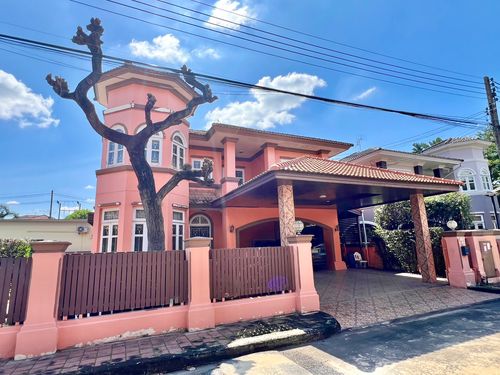 ขายด่วน ยินดีต่อรอง! หลังนี้ลงเสาเข็มหลังบ้านและลานจอดรถ ขายบ้านเดี่ยว ภัสสร 2 รังสิต-คลอง 3
