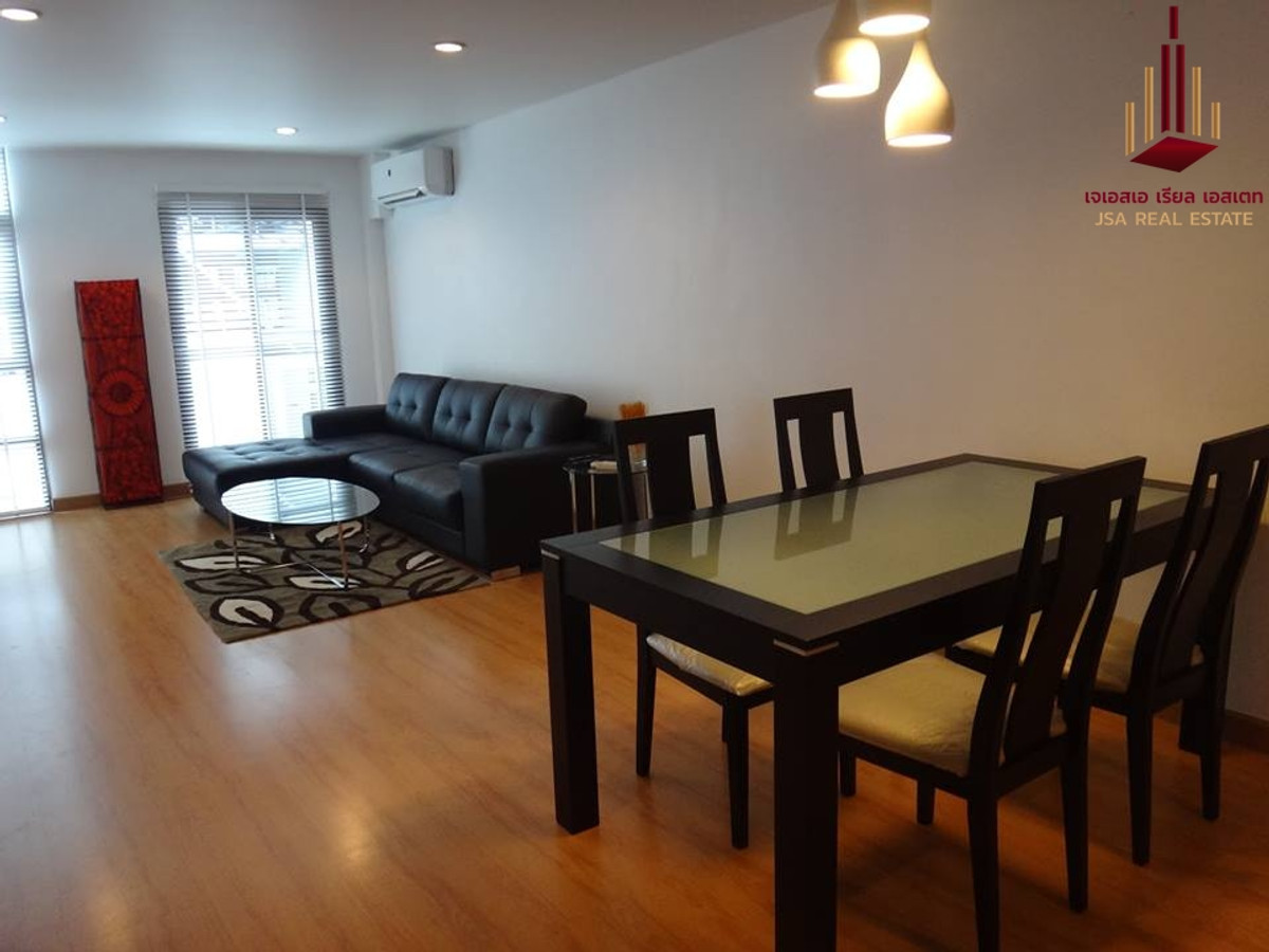 ✨ For Rent: Silom Terrace  Condo ✨  💰 Only 50,000 THB/month