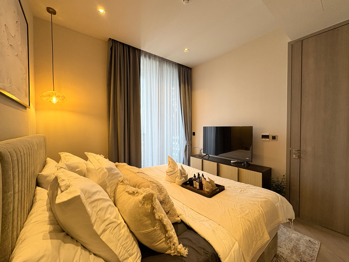 For Rent The Reserve Sathorn — Luxury Condo on 20th Floor with Stunning City Views & 5-Star Facilities