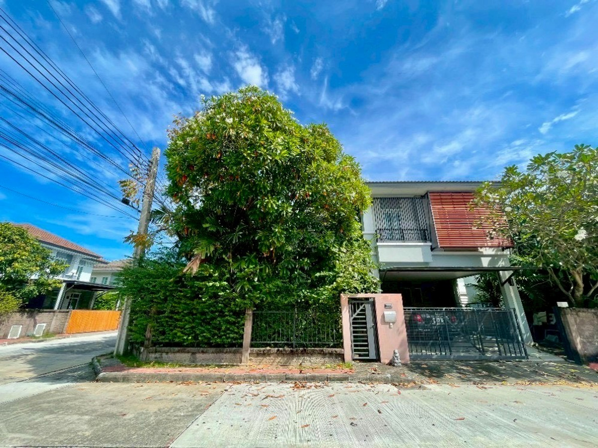 Best Price! Corner Single House – The Plant Rama 9 – Ring Road 2 Large Land Plot 65.8 sq.wah | 3 Bedrooms | 3 Bathrooms | 1 Multipurpose Room Best Price! Corner Single House – The Plant Rama 9 – Ring Road 2 Large Land Plot 65.8 sq.wah | 3 Bedrooms | 3 Bathrooms | 1 Multipurpose Room