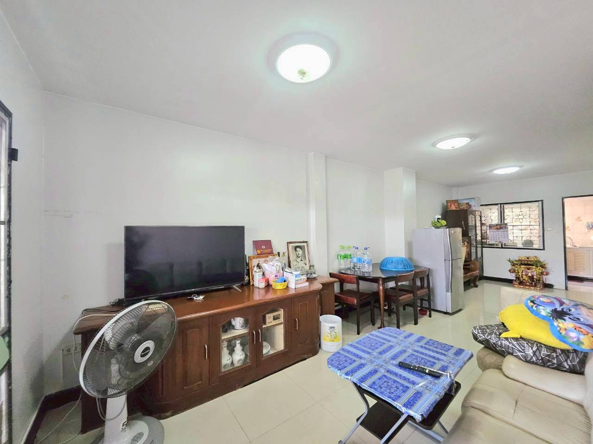 🏠ขาย ทาวน์เฮ้าส์ หัวมุม สินทวี ท่าข้าม 1 ขายตามสภาพ ทำเลทอง – รูปที่ 4