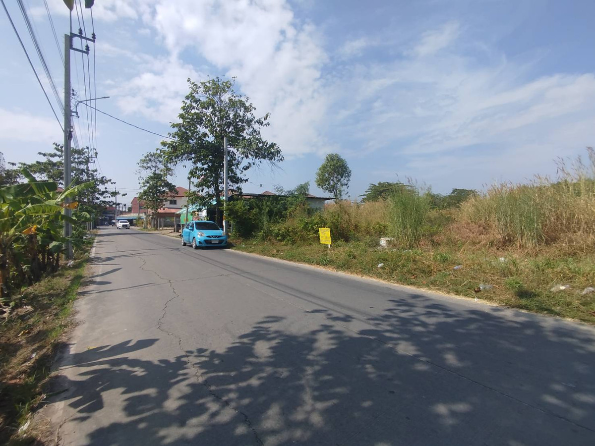 ขายที่ดินเปล่า 300 ตรว. ซอยหมู่บ้านบัวทอง4 เชื่อมต่อซอยวัดลาดปลาดุก – รูปที่ 3