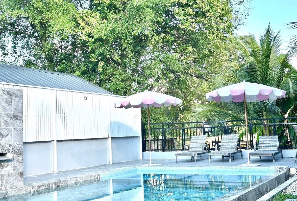 ขายบ้านพูลวิลล่า Pool Villa Pool อ.สันทราย จ.เชียงใหม่ ทำเลดี ใกล้ตลาดรวมโชคเชียงใหม่ พร้อมเข้าอยู่SW002688 – รูปที่ 3