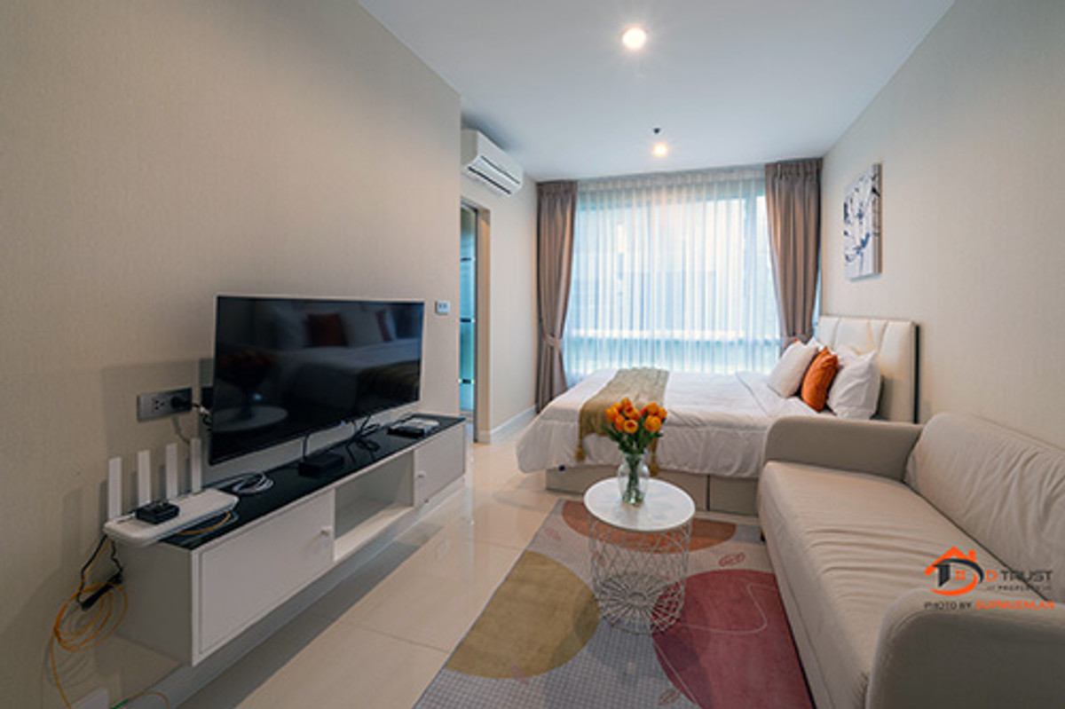 Condo for rent THE SKY SUKHUMVIT near BTS Udomsuk, corner room, 1st floor, fully furnished. Condo for rent THE SKY SUKHUMVIT near BTS Udomsuk, corner room, 1st floor, fully furnished.