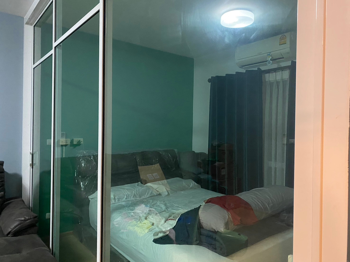 ขายห้องสภาพดี แทบไม่เคยอยู่ เครื่องปรับอากาศ 2 ตัว UNIO จรัญ3 (กั้น1 นอน) 28 ตรม ตึก H ชั้น 5 ใกล้ MRT ท่าพระ – รูปที่ 2