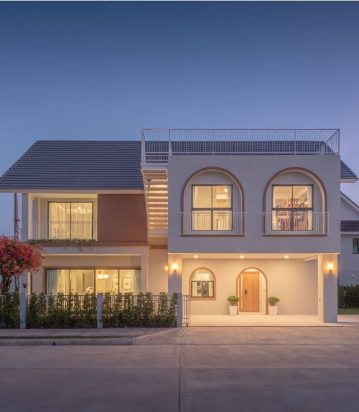 Pool villa for sale in Graceland Village, 5 bedrooms, the only house of the project. Built-in furniture Next to the main village road Opposite Grace International School SW002848 – รูปที่ 2