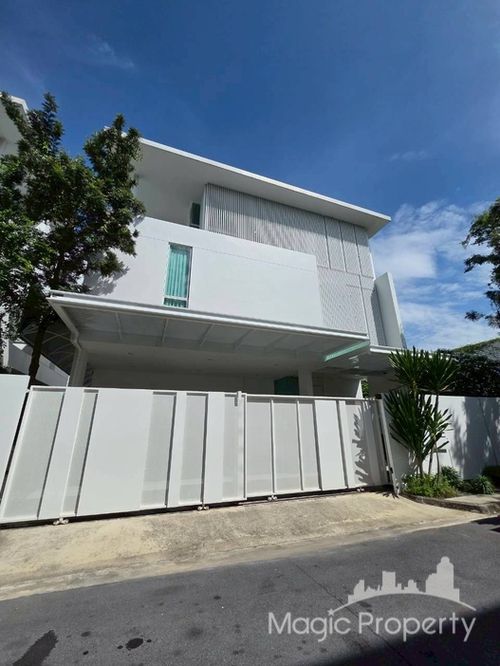 3 Storey 3 Bedroom Single House For Sale in VIVE Ekkamai-Ramintra, Khlong Chan, Bueng Kum, Bangkok