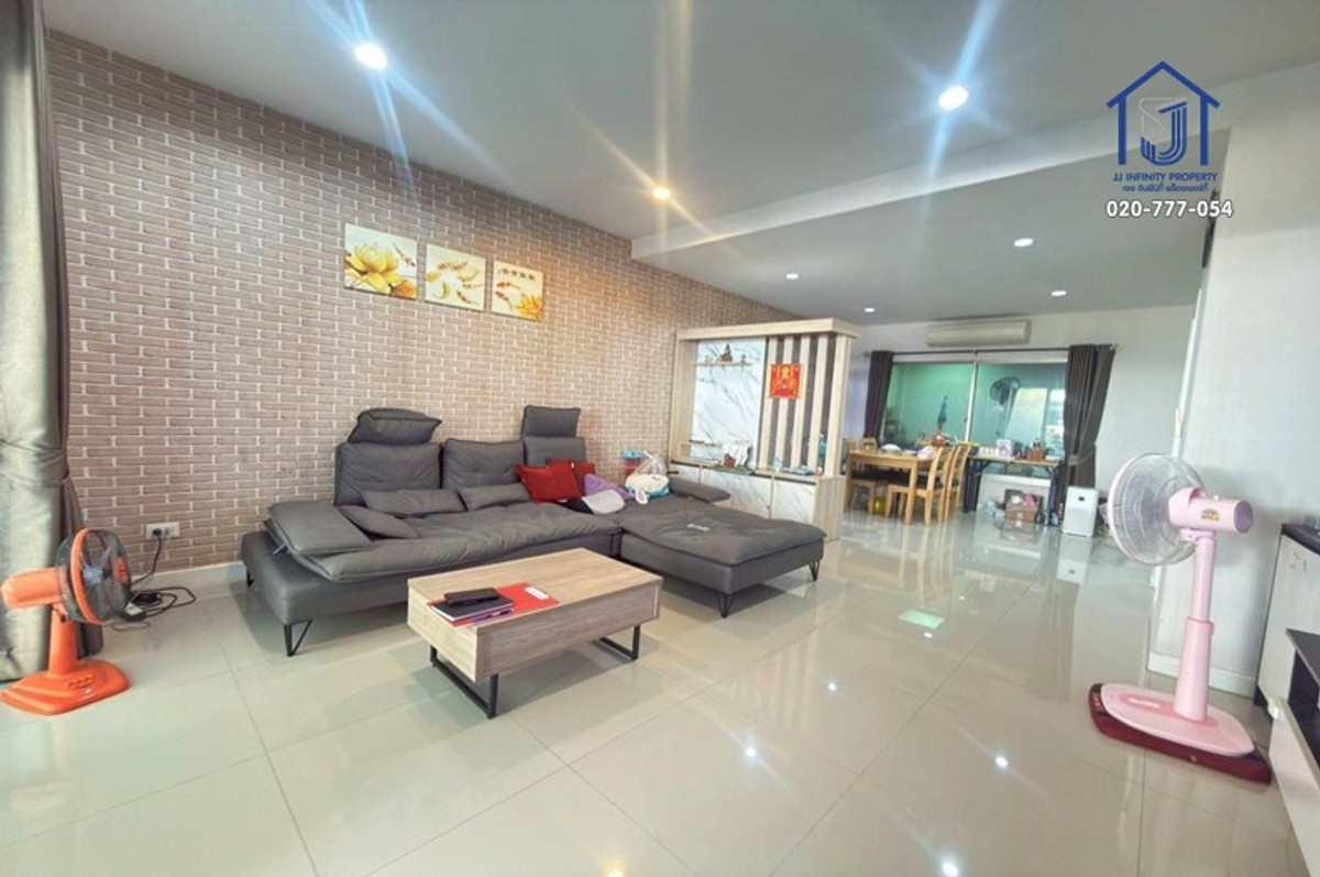 ขายทาวน์โฮม 3 ชั้น หมู่บ้านเพล็กซ์ วัชรพล ซอยร่วมมิตรพัฒนา ใกล้ทางด่วนฉลองรัชเอกมัย-รามอินทรา – รูปที่ 4