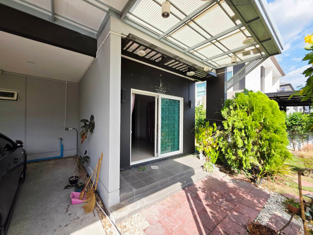 LAST UNIT! Don’t Miss Out! 2-Storey Detached House for Sale – Centro Rangsit–Khlong 4 Prime location on Rangsit–Nakhon Nayok Road, near the expressway. FREE! Fully extended kitchen + full appliances. Move-in ready! – รูปที่ 4