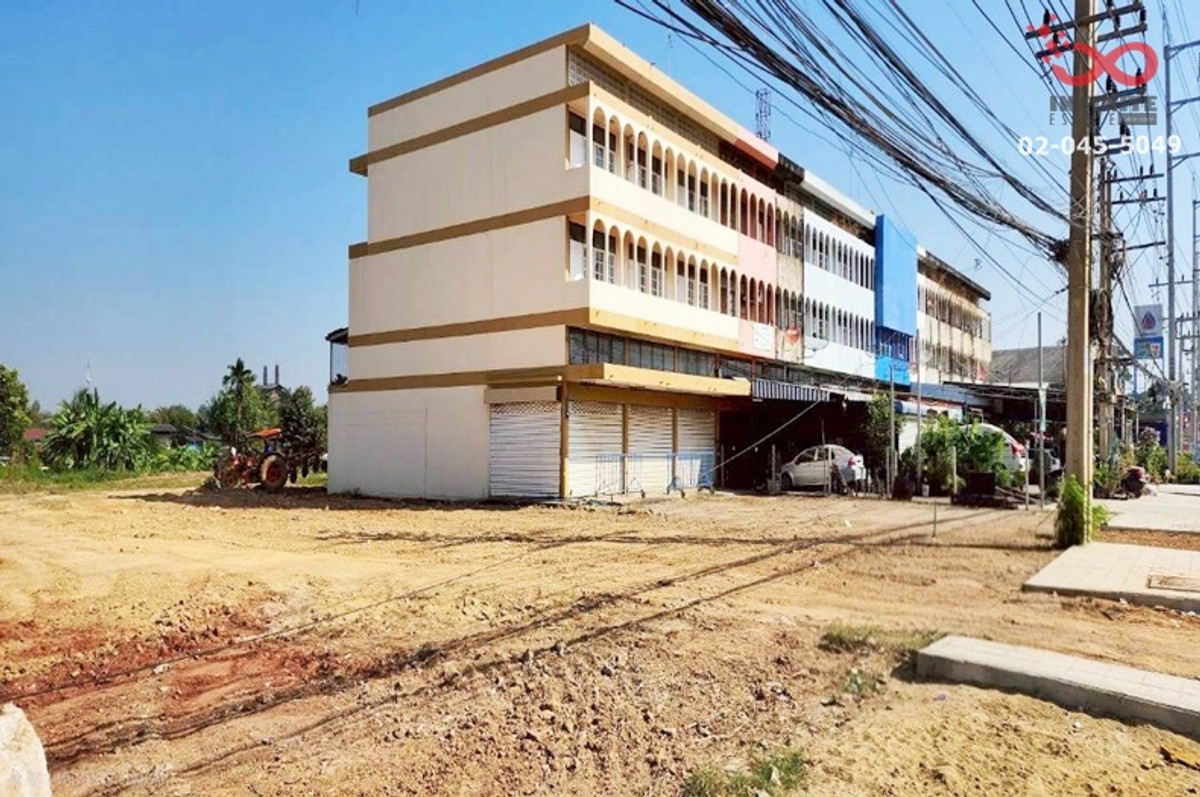 Commercial building for sale, 2 units, 3.5 floors, 58 sq m, next to Phetkasem Road, Mueang Ratchaburi. Commercial building for sale, 2 units, 3.5 floors, 58 sq m, next to Phetkasem Road, Mueang Ratchaburi.