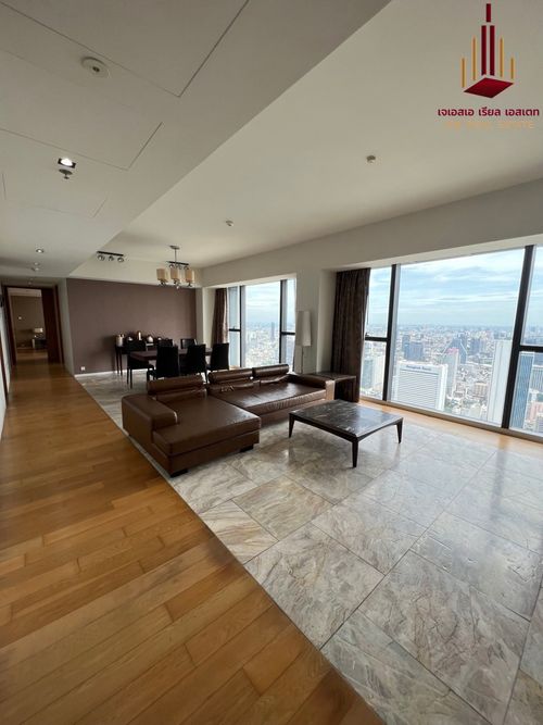 ✨ For Rent: The Met Condo ✨ 💰 Only 120,000 THB/month
