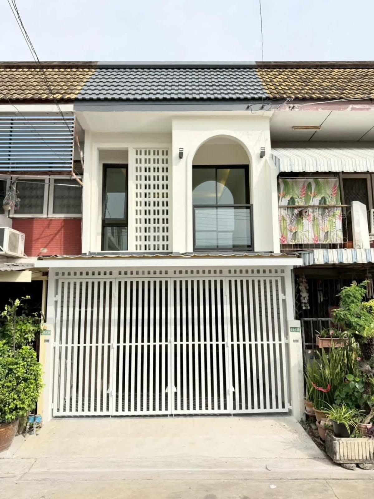 ขายทาวน์เฮาส์ 2 ชั้น เสนานิคม 1 ลาดพร้าว เขต ลาดพร้าว กรุงเทพ CX-139234