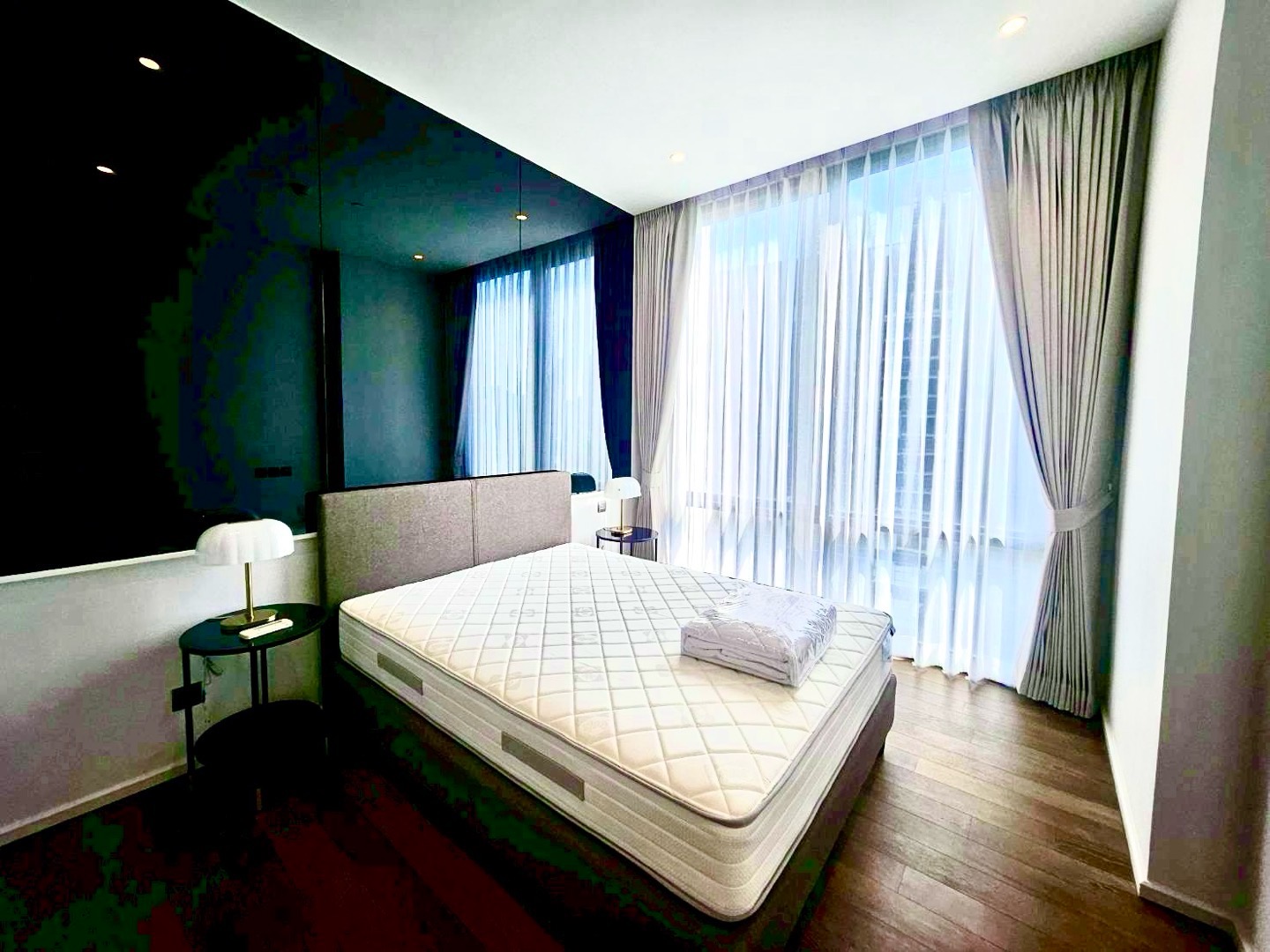 Sale 🔥For sale Muniq Langsuan 1 bedroom; Muniq Langsuan 1br. Lumpini Park view, new room, ready to negotiate 💵🤩 Sale 🔥For sale Muniq Langsuan 1 bedroom; Muniq Langsuan 1br. Lumpini Park view, new room, ready to negotiate 💵🤩