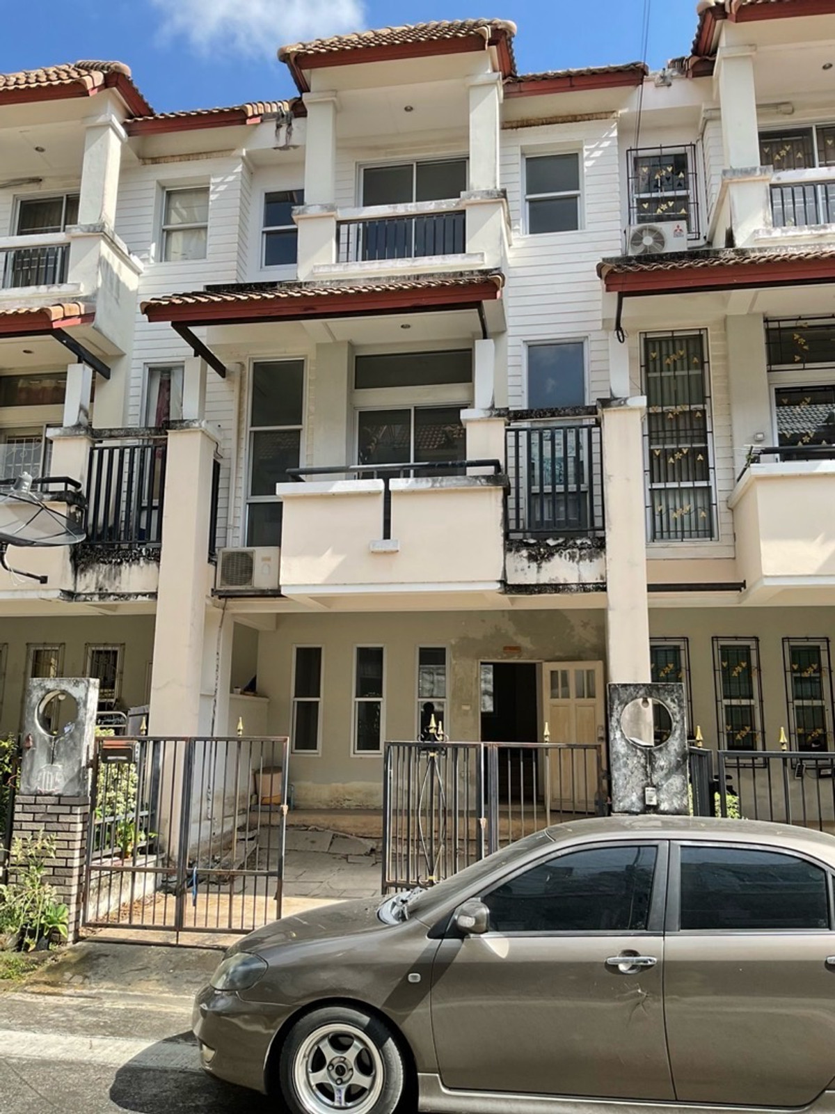 ❗️townhome for sale, Nararom Village, Bang Kruai