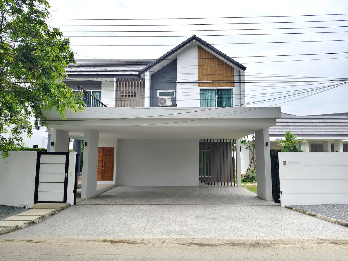 ขายบ้านเดี่ยว 2 ชั้นสไตล์โมเดิร์น พร้อมสระว่ายน้ำส่วนตัว และพื้นที่สนามหญ้ากว้าง ใกล้โรงเรียนนานาชาติ เดินทางเข้าเมืองสะดวก เพียง 15 นาที ถึงสนามบินเชียงใหม่SW002476 – รูปที่ 2