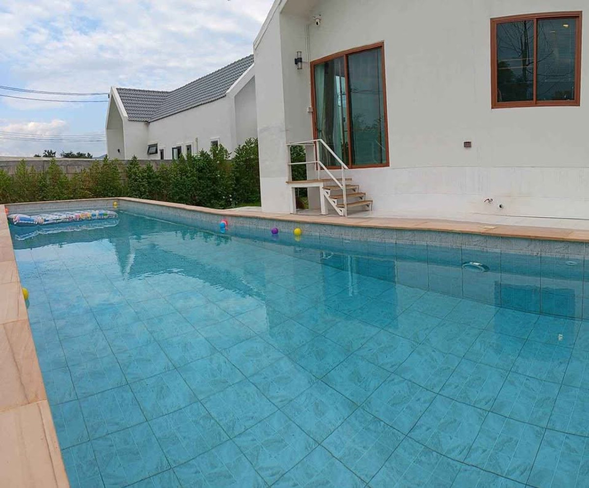 ขายบ้านสร้างใหม่ Pool Villa โซนดอยสะเก็ด บ้านเพื่อการลงทุนหรือเพื่ออยู่อาศัย โครงสร้างรองรับแผ่นดินไหว บ้านตกแต่งครบ พร้อมอยู่SW002336  – รูปที่ 3