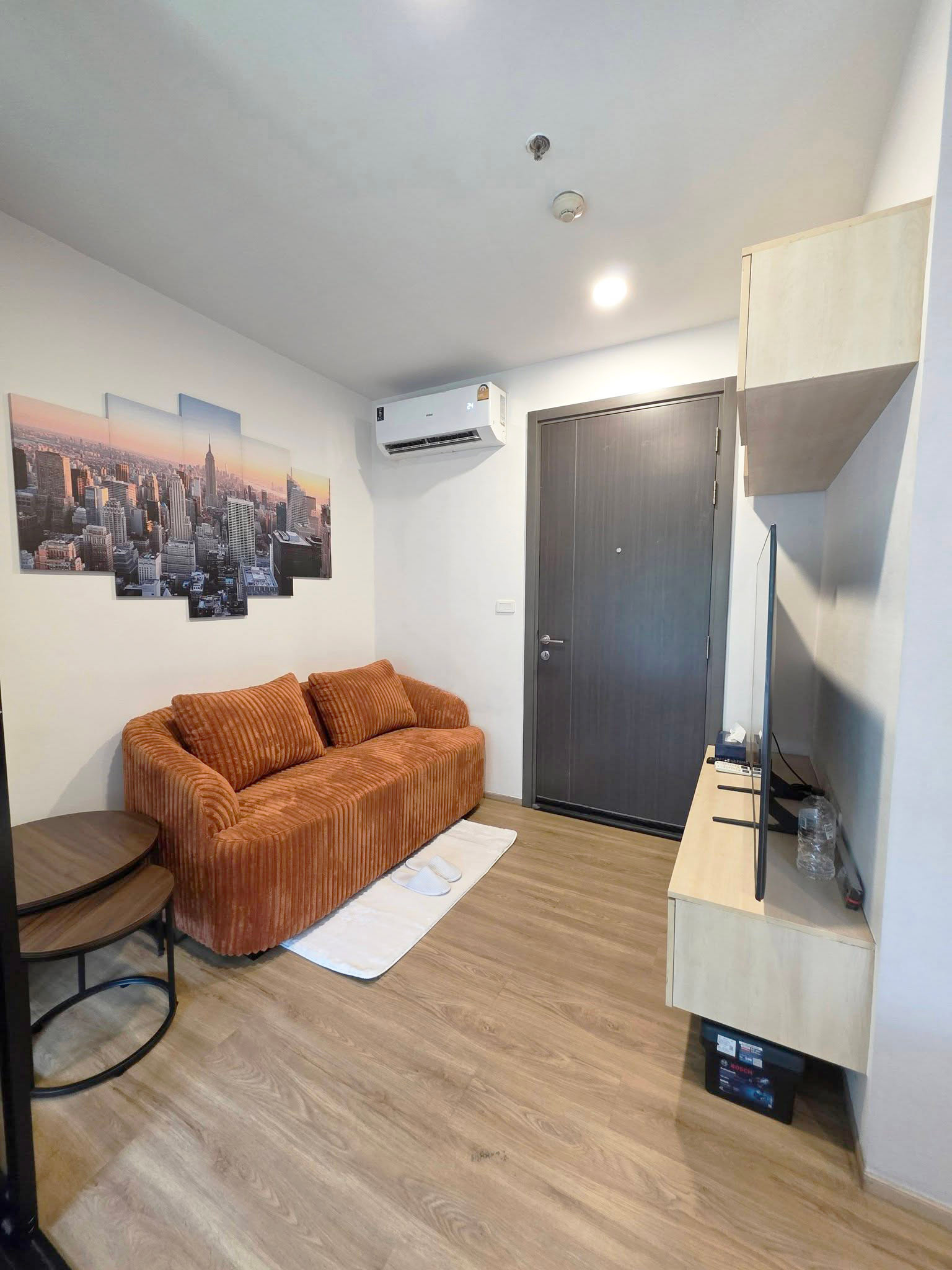 The Base Park West fully furnished (near Bangkok Prep International School, Habito Mall, Big-C Onnut, BTS On-nut) The Base Park West fully furnished (near Bangkok Prep International School, Habito Mall, Big-C Onnut, BTS On-nut)