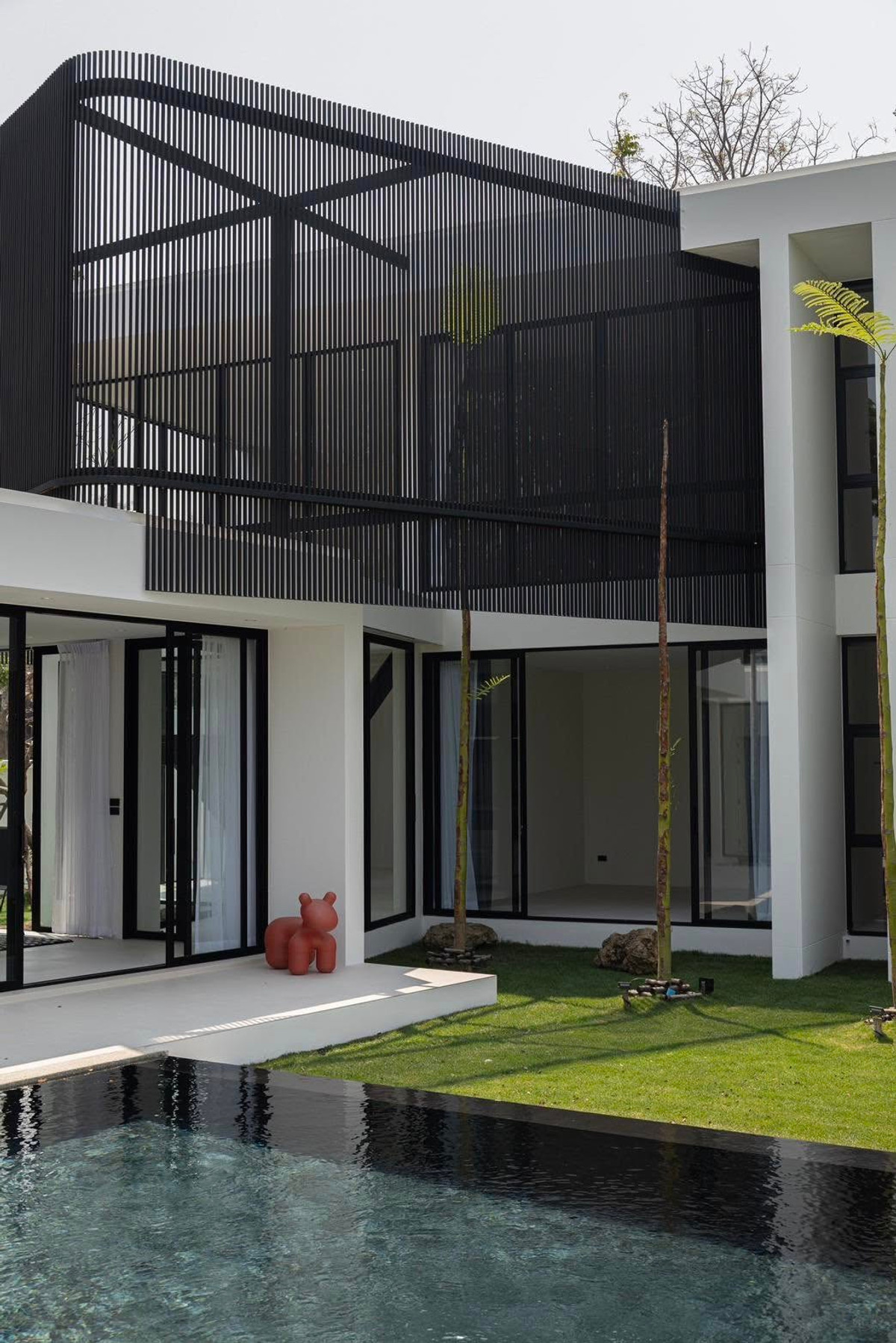 ขายพูลวิลล่าหรู Modern poolvilla พร้อมสระว่ายน้ำส่วนตัว ตกแต่งครบ ย่านหางดง กาดฝรั่งวิลเลจSW002465 – รูปที่ 3