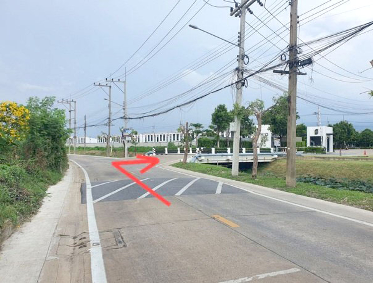 Pleno Rangsit Townhome, corner plot, comfortable to live in, has more space next to the house, at the entrance of the alley is St. Carlos Hospital. Next to Tiwanon Road Near Ban Klang intersection – รูปที่ 3