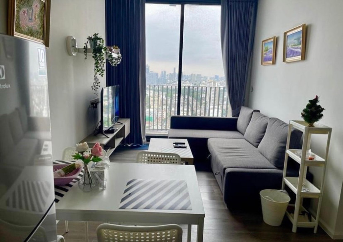 Condo for Rent: Whizdom Essence Sukhumvit Near BTS Punnawithi Condo for Rent: Whizdom Essence Sukhumvit Near BTS Punnawithi