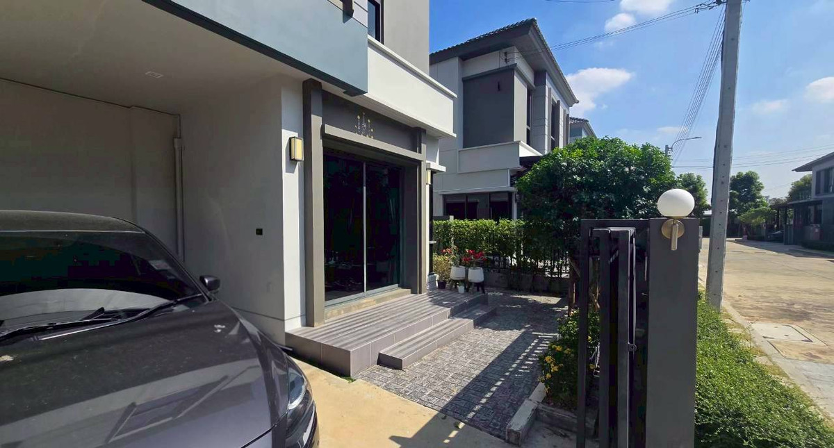 ขายบ้านแฝดตำแหน่งที่ดีและสวยใน โครงการเวนิว ไอดี พระราม 5 / VENUE ID RAMA 5 ใกล้คลับเฮาส์และส่วนกลาง  – รูปที่ 2