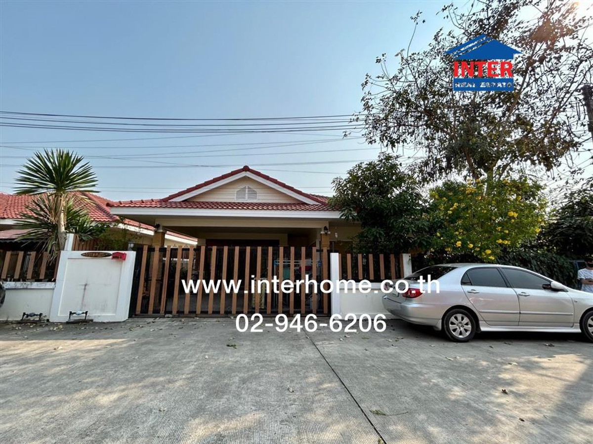 Single house, 1 floor, 68.3 sq m. Single house near Huai Yai Municipality Office, Thetsaban 1 Road, Chonburi, Bang Lamung, Chonburi.