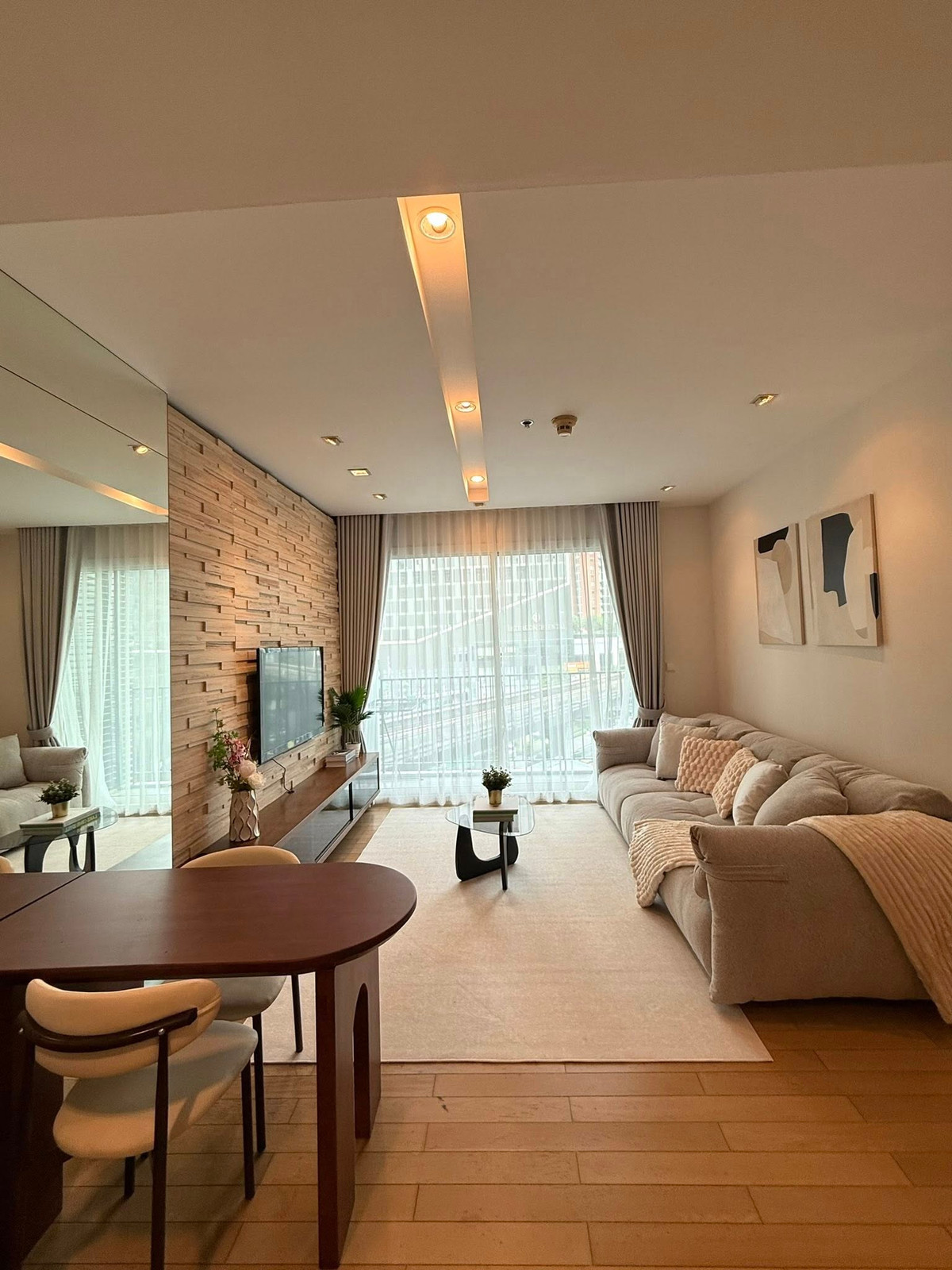 ขายคอนโด Siri at Sukhumvit ราคา 12,000,000 บาท [FLsr251206]