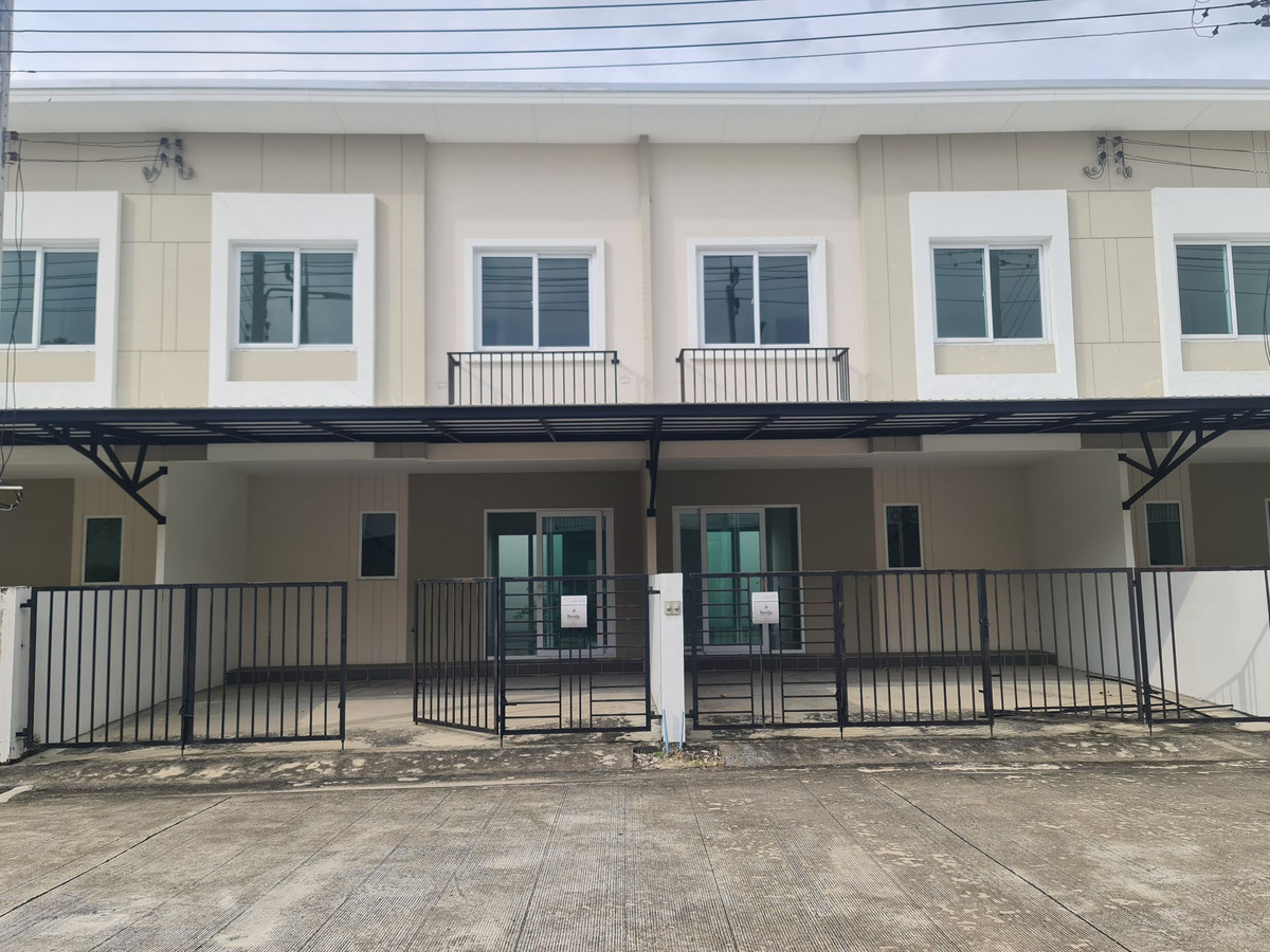 Announcement for sale Blessity Park Wongwaen-Lam Luk Ka With a luxury clubhouse Premium level