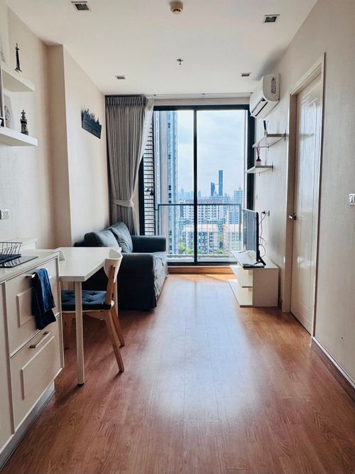 ขายคอนโด Q House Sukhumvit 79 ราคา 4,000,000 บาท [FLsr251205]