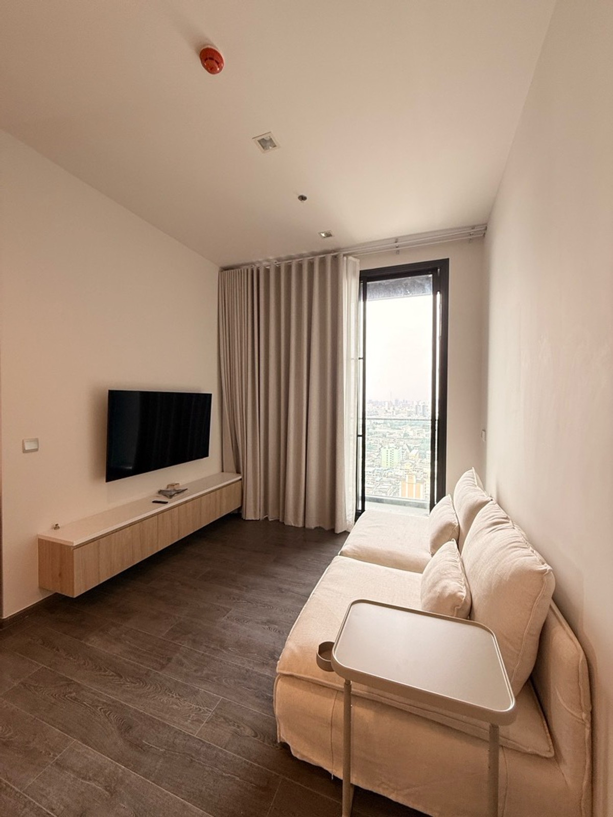 luxury condo near Siam square and BTS Ratchathewi 3 bed 3 bath new room good decorating luxury condo near Siam square and BTS Ratchathewi 3 bed 3 bath new room good decorating